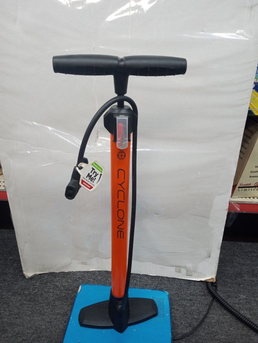 Schwinn Cyclone Tire Orange Floor Pump