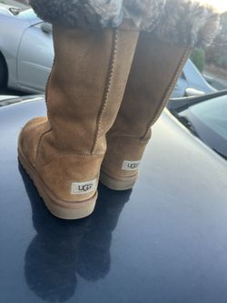 Ugg boots size 8