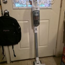 Black & Decker Wireless Stick Vac