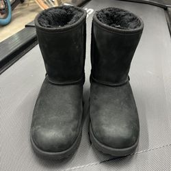 Size 4 Uggs Used In Great Shape!