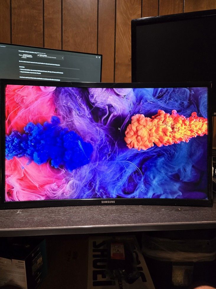Samsung Curved 24 Monitor
