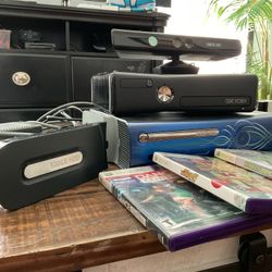 2 Xbox 360s, Kinect, Controllers & Games 