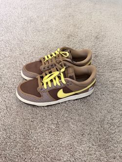 Undefeated dunks size 9.5