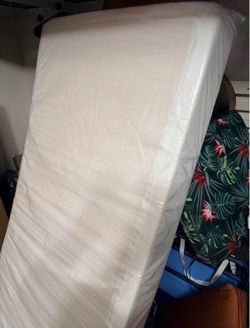 Twin Memory Foam mattress 8”