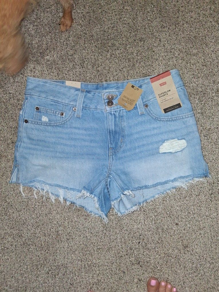 Levi's womens size 28