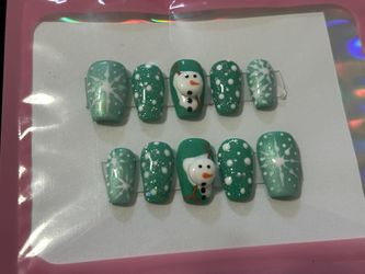 Melted Snowman Press Ons Medium