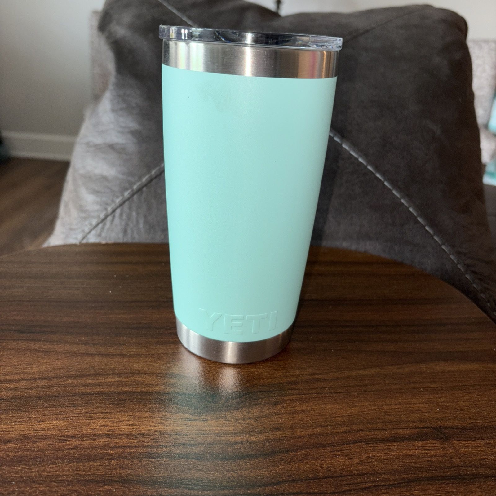 Turquoise Yeti Thermal 20 oz Mug