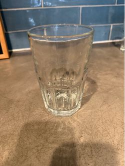 Set of 6 drinking glasses