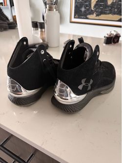 Stephen Curry Basketball Shoes - size 10.5
