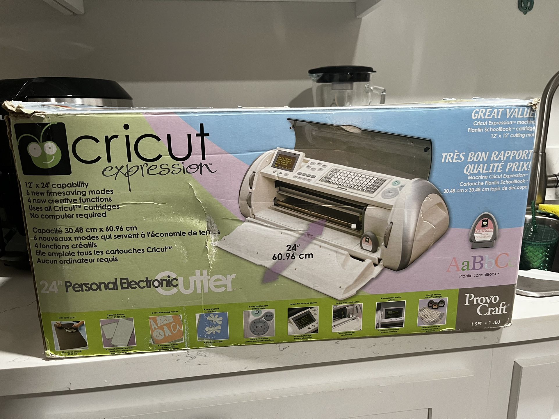 Cricut Expression Personal Electronic Cutter, 24 Inch