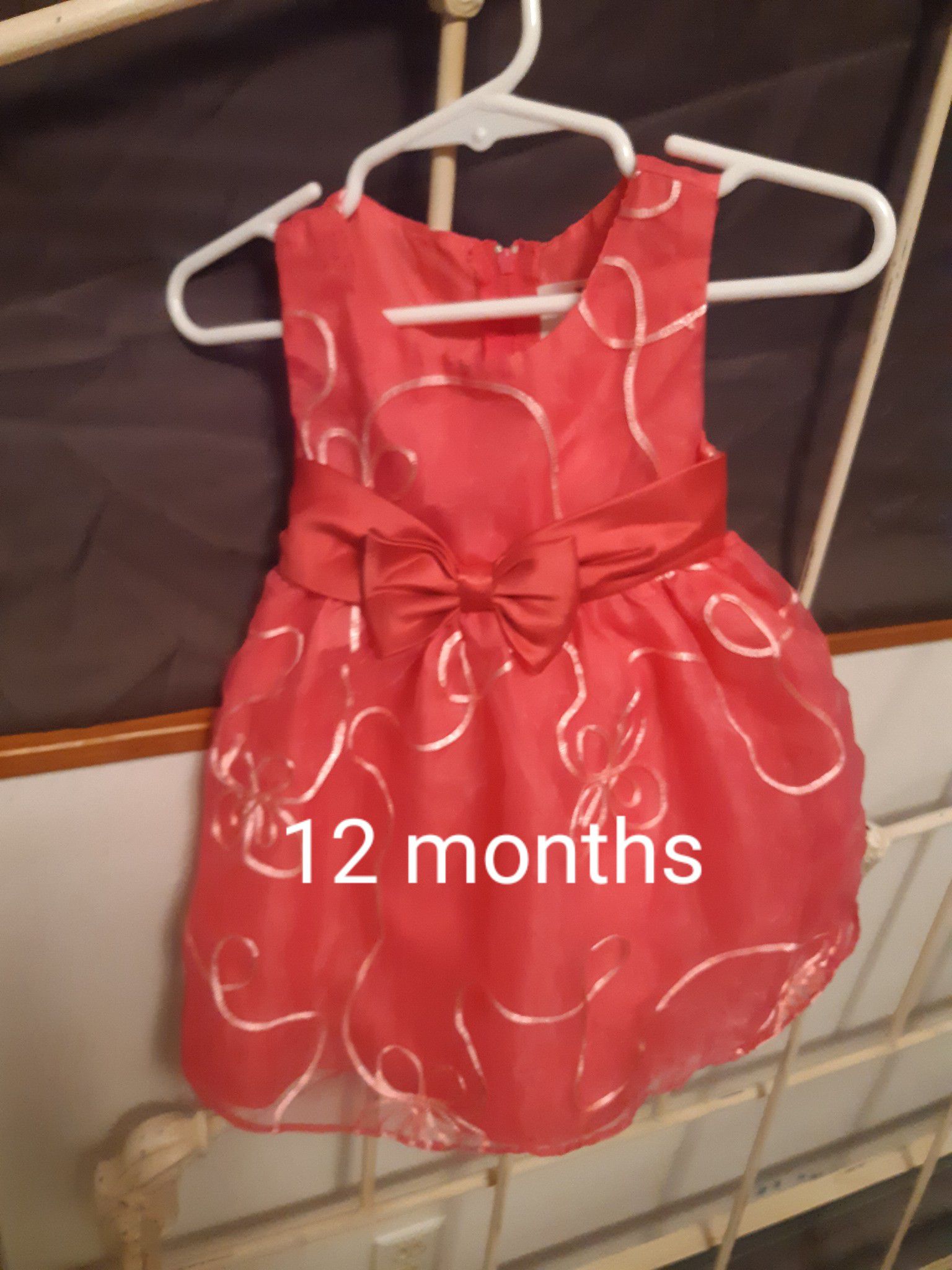 12 month PINK dress, not orange, bad pic.
