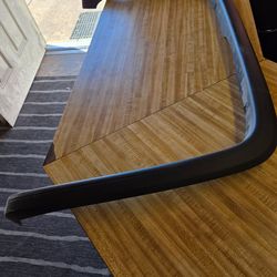 2016-2018
 GMC siera OEM
Bedside molding 
Right Rear side