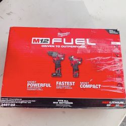 Milwaukee M12 FUEL 12-Volt Lithium-Ion Brushless Cordless Hammer Drill and Impact Driver Combo Kit w/2 Batteries and Bag (2-Tool)