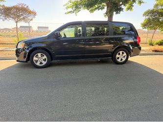 2013 Grand Caravan 7 Passenger Mini Van