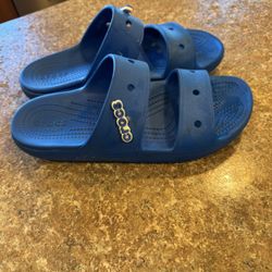 Unisex Crocs Sandals Shipping Available 