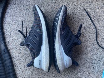 Ultraboosts Dark Multi-Color