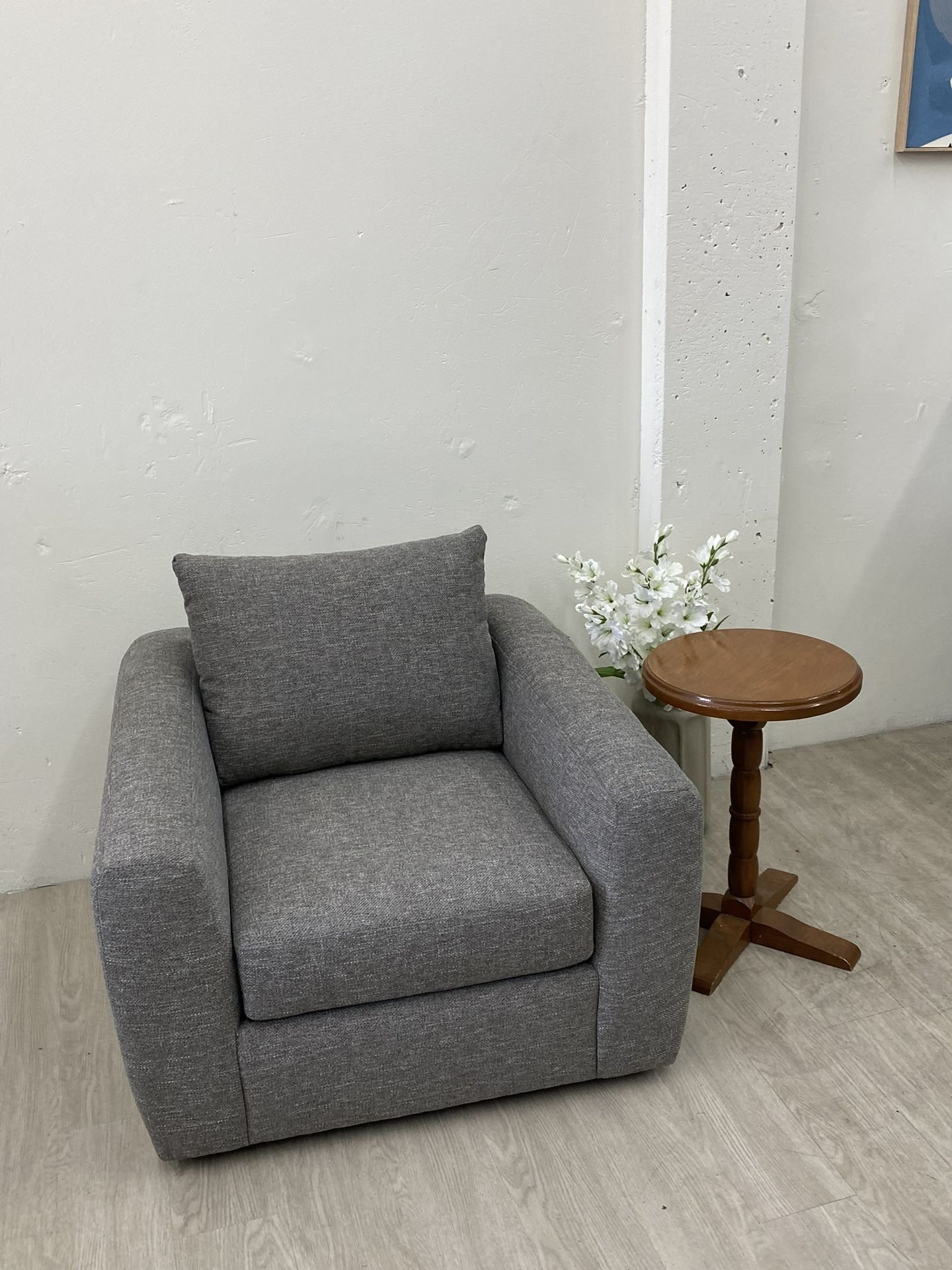 Flextsteel fabric accent chair 