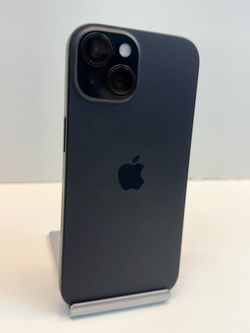 Apple iPhone 15 128gb. ( Fully Unlocked Phone )