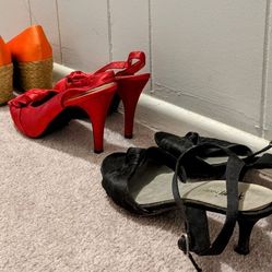 3 Pairs Of Women's Footwear (2 Brand New)