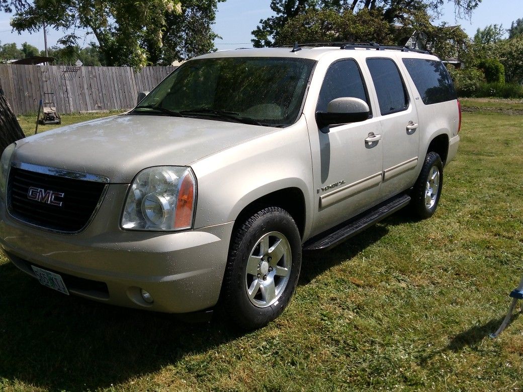 2009 GMC Yukon XL for Sale in Salem, OR - OfferUp