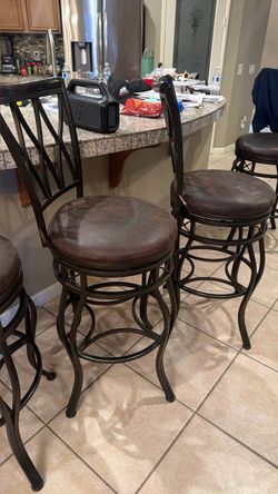 4  stools