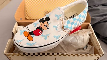 Vans x Disney Mickey Mouse Slip-On Sneakers