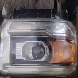 Front Headlight Set - 2013 GMC Sierra