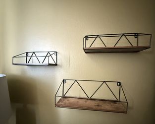 Set Of 3 Wall Shelves