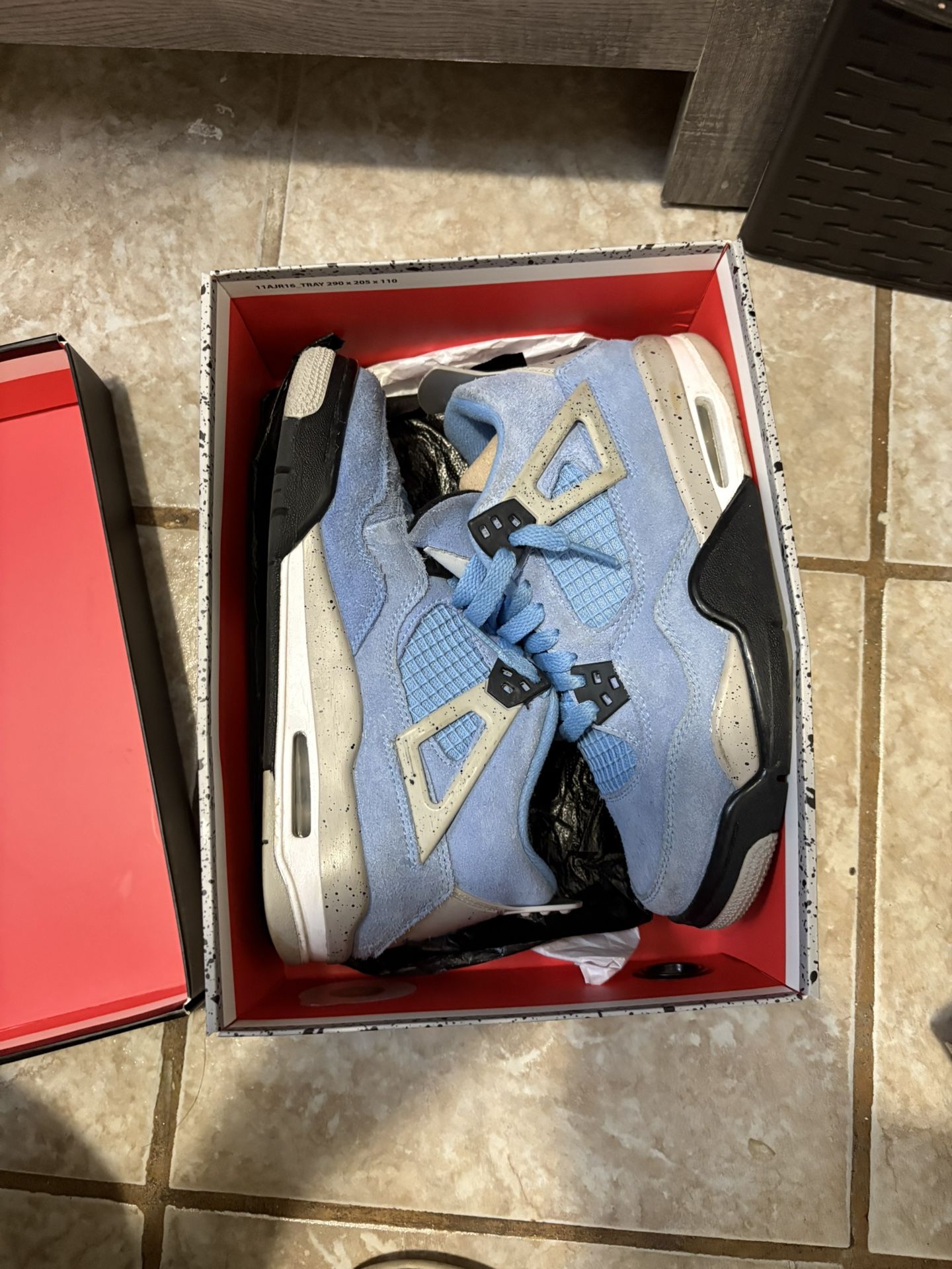 Jordan 4s Blue University Size 5y