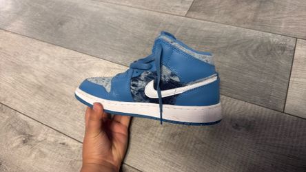 Washed denim Jordan 1 mid size 6.5y