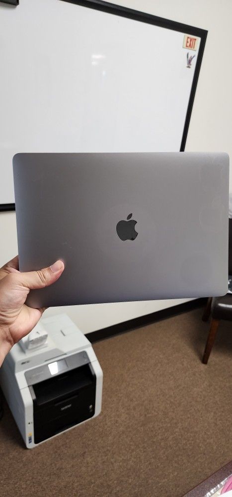 MacBook Air 13 Inch