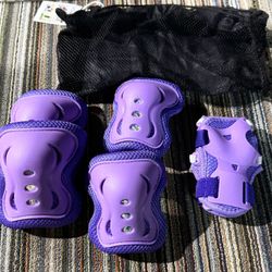 Kids Set Of Knee, Elbow And Hand Pads For Sports Purple Size M-BRAND NEW