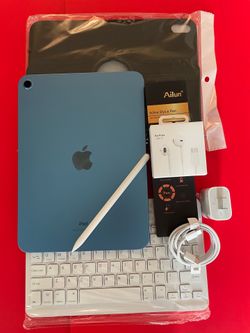 Apple ipad 10th Generation 64GB (2022 / 10.9” Display) with pen, keyboard and accessories