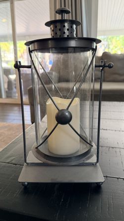 Battery Operated Lantern 