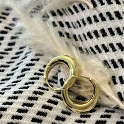 14K Gold Plated Hoop Earring💫