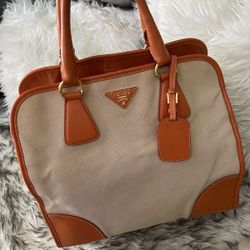 𝐩𝐫𝐚𝐝𝐚  Bag