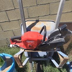 Milwaukee M18 Demo Saw 9"