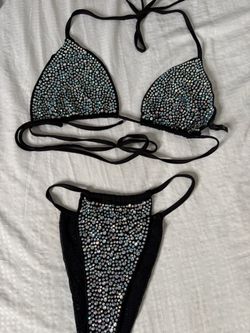 Rave / festival / bikini