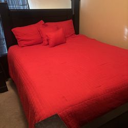 Queen Bed & Night Stand 