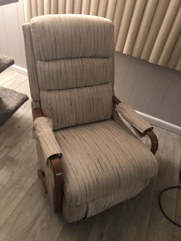 Vintage Lazy Boy Recliner for Sale in Tarpon Springs, FL OfferUp