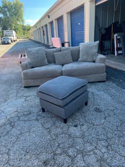 Sofa with ottman