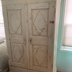 Armoire