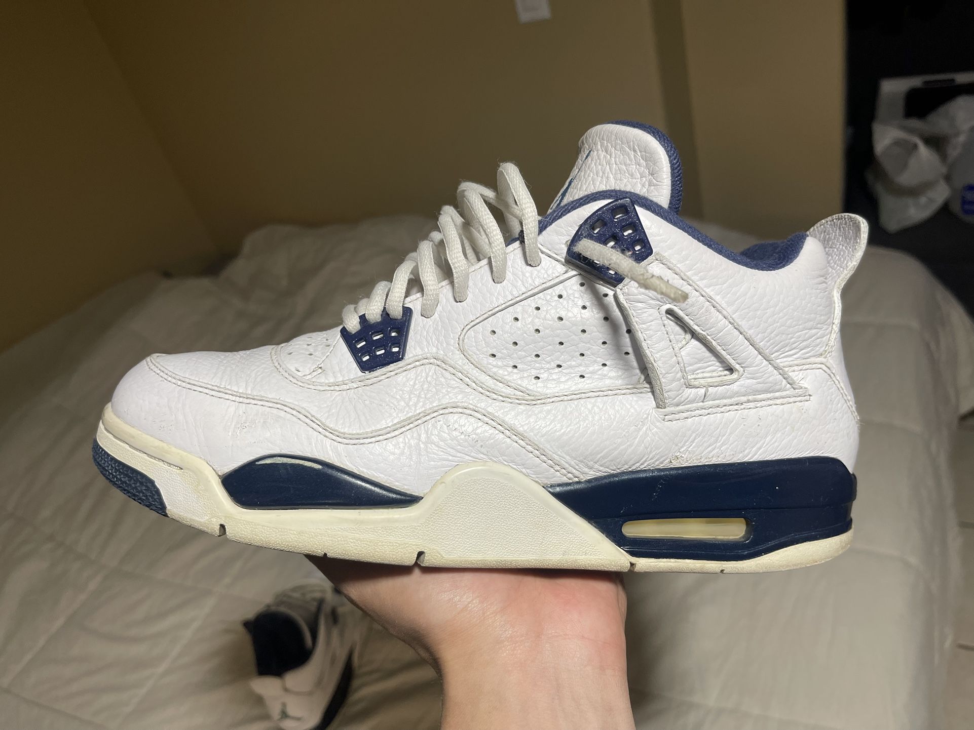 Jordan Retro 4s “Columbia”