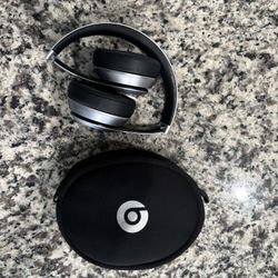 Beats Solo Wireless 
