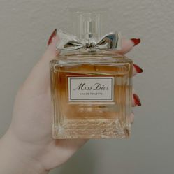Miss Dior Perfume 