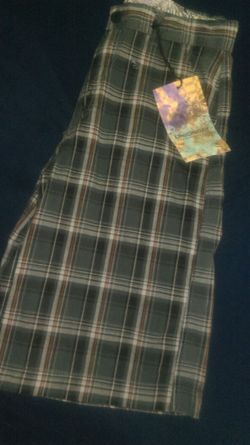 New Unionbay boys long shorts plaid size ,10