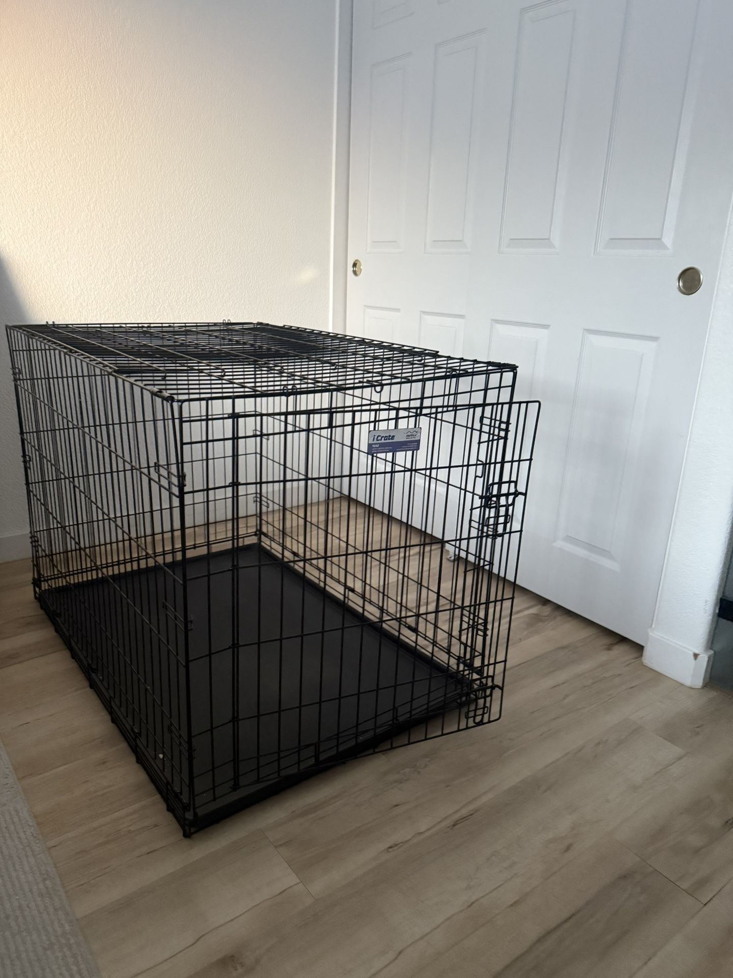 XL DOG CRATE