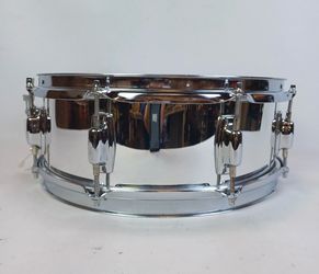 Vintage Ludwig LR-717 Rocker 5x14 Snare Drum – Chrome Over Wood – USA, with case.