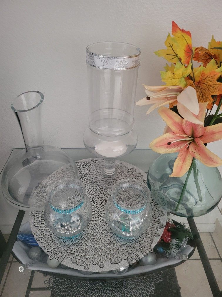 2 Decanters & Floral Glass Vase Decor