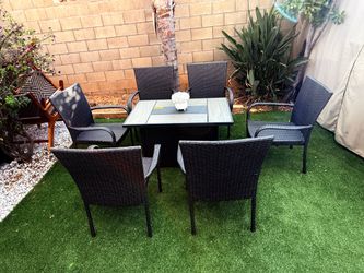 Patio Furniture set outdoor new in the box